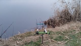 La pescuit pe Lacul Boteni 1 in noul sezon  Fir Întins [upl. by Annavaig687]