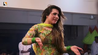 Madam Parri Paro  Best Dance Performance  Babli Mehndi party 2018 [upl. by Esetal505]