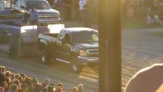 2009 Chevy 2500 HD 60 Litre Truck Pull [upl. by Nadab]