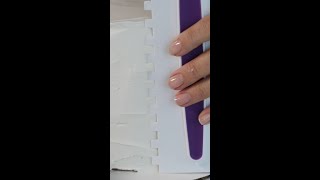 FrHow to Decorate a Striped Cake with an Icing Smoother [upl. by Stav]