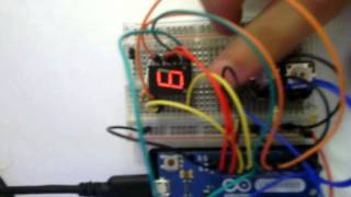 Laboratorio 4 Display  Pulsadores  Interrupciones con Arduino [upl. by Ailssa238]