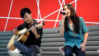 เบา เบา  Singular  Live  AIS Call Center 31012011 [upl. by Essile]