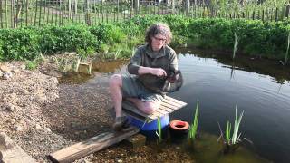 DIY floating skimmer for a natural pool  organicpoolscouk [upl. by Katuscha]