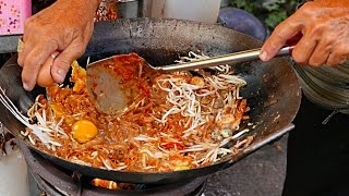 Penang Street Food  PRAWN AND EGG CHAR KWAY TEOW Malaysia [upl. by Ylerebmik596]