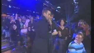 Robbie Williams liveAdvertising SpaceWetten Dass 2005 [upl. by Ciaphus]