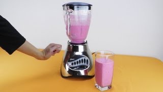 Oster 16 Speed Blender Review and Raspberry Smoothie Recipe [upl. by Sheila]