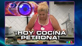 Sandra le cedió la cocina a Petrona  Gran Hermano [upl. by Ardath]