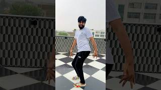 Kiska Dance Bdia laga guys 😂 dushyantkukreja shorts [upl. by Ahsilra]