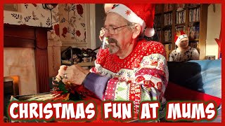 CHRISTMAS FUN AT MUMS 🎅  VLOGMAS DAY 3 ✨️ [upl. by Son]