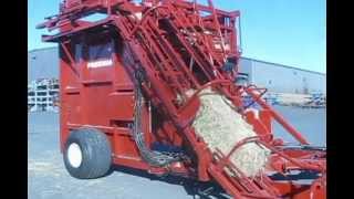 Freeman 7000 Bale Wagon Demo [upl. by Droffats]