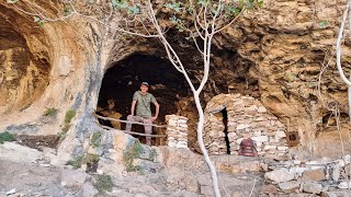 Build an amazing shelter in an ancient cave [upl. by Ylicis]