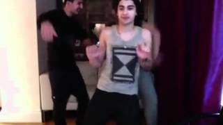 Zayn Dancing to Usher [upl. by Seldan]