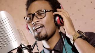 Gedyon Ayele ዘማሪ ጌዲዮን አየለ yewust aynen abra new protestant song by fisseha Fikresilasie [upl. by Enad]