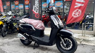 Benelli Panarea 125 2023  Black Walkaround [upl. by Ylek]