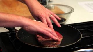 French Method of Cooking a Steak  French amp Italian Cooking [upl. by Manno]