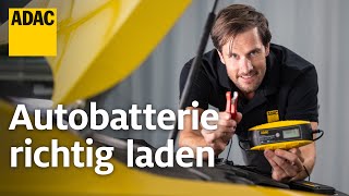 Autobatterie laden – Worauf du beim Ladegerät achten musst Wichtige Funktionen amp Tipps  ADAC [upl. by Noiek]