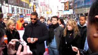 David Blaine Doing Magic in Times Square to Raise Money for Haiti Relief 1 [upl. by Hallutama610]