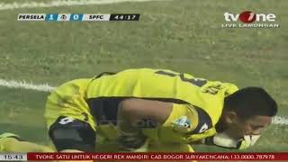 Keeper Choirul Huda gets injured after collision with team mate [upl. by Sina]