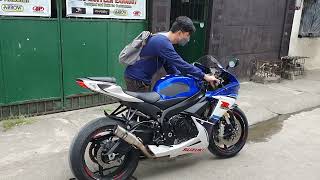 Suzuki Gsxr 750 with Akrapovic Oblique 61mm full system exhaust [upl. by Smada596]