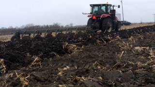 Versatile 290 Tractor pulling a 7 bottom John Deere moldboard plow in Illinois [upl. by Atinuaj]