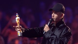 Justin Bieber wins International Male Solo Artist  The BRIT Awards 2016 [upl. by Everest]