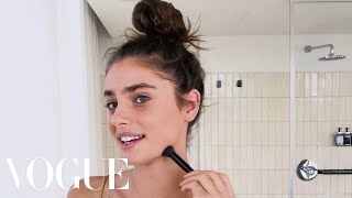 Taylor Hills 10Minute Guide to Her Fall Look  Beauty Secrets  Vogue [upl. by Aneerehs761]