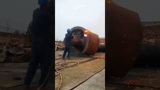 Gas welding cutting process for roller shaft [upl. by Aroled]