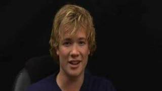 Ed Speleers introduces Eragon premiere competition [upl. by Nikki]