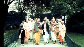 Srila Prabhupada  Sri Sri Guru Astaka [upl. by Erine731]