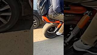 Car ka tyre 🤣Hun karo check 🚀🖤 splendor trending shortvideo modified bigtyre rohitdingaan [upl. by Oiziruam]