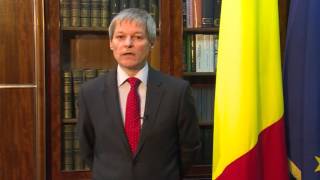 Mesajul Primministrului Dacian Ciolos de 1 Decembrie [upl. by Zingg912]