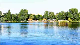 Mit dem Ruderboot über den Weissensee von Berlin im Bezirk Pankow [upl. by Antonetta824]