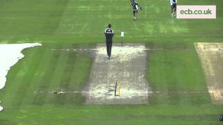 Steven Finn Bowling in Training at Emirates Old Trafford [upl. by Eatnuahc]