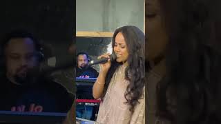 ከጨለማው መሀል ታየኝ ወጋገኑ አስቴር አበበAster abebe live worship new album vol2 newalbum2024 [upl. by Ahseiyn]