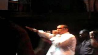 Daddy Yankee ella me levanto live [upl. by Jillane85]