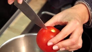 Tomaten Schälen leicht gemacht [upl. by Anierdna]