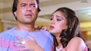 Meenakshi Sheshadri truely in love with Rajesh Khanna  Bewafai [upl. by Tahpos]