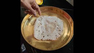 Soft and Delicious Jowar Bhakri Recipe  Farm Didi Jowar Flour [upl. by Arymas874]