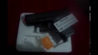 Pistola de Airsoft P698 6mm 45ms [upl. by Inaboy]