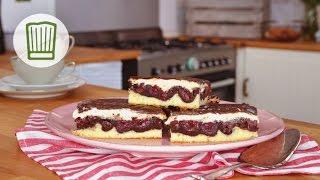 Donauwelle  Kuchenklassiker mit saftigen Kirschen chefkoch [upl. by Attenej]