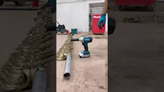 TW202D Makita GSeries Impact Wrench Show testing makita trendingshorts tools wrenchresponsibly [upl. by Lorelle]