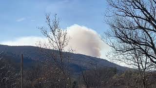 Blue Mountain Fire 11324 fire brushfire bluemountain [upl. by Dearman538]