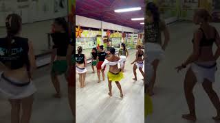 Matatini Mou at Aratoa Dance School in Tahiti Shaking her HIPS dance shorts [upl. by Bohaty]