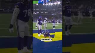 OnField reactions after ignored FaceMask in Vikings  Rams games nfl rams vikings tnf short [upl. by Burroughs]