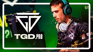 QUE DURO ES JUGAR contra EQUIPOS PRO en CS2  TGDpro [upl. by Rubie]