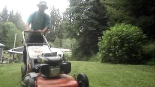 2007 HUSQVARNA push mower sucking up mowed grass [upl. by Hendon]