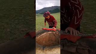 How to Make a Kazakh Tonal Naan in Xinjiang [upl. by Jorgensen]