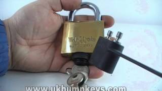 opening a tricircle 266 padlock [upl. by Peterec]