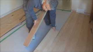 How To Remove Old Laminate Flooring Before Installing New Floor Mryoucandoityourself [upl. by Ylrehs]