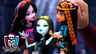 Save Frankie  Monster High [upl. by Gladine]